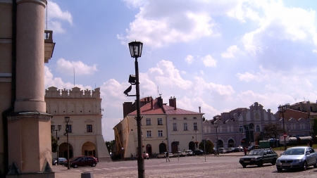 Rynek i Miejska Wiata Targowa, Jarosław, fot. Mcdrwal, CC BY-SA 3.0 PL, Wikimedia Commons