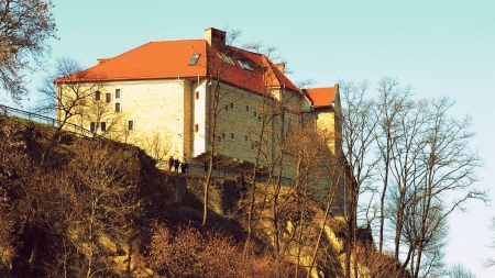 Sanok - zamek z galerią Zdzisława Beksińskiego, fot. Silar, CC BY-SA 4.0, Wikimedia Commons