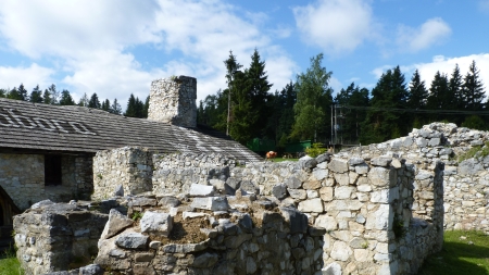 Ruins of Carthusian Monastery in Kláštorisko, Slovak Paradise,   Slovakia, Michal Klajban, CC BY-SA 3.0