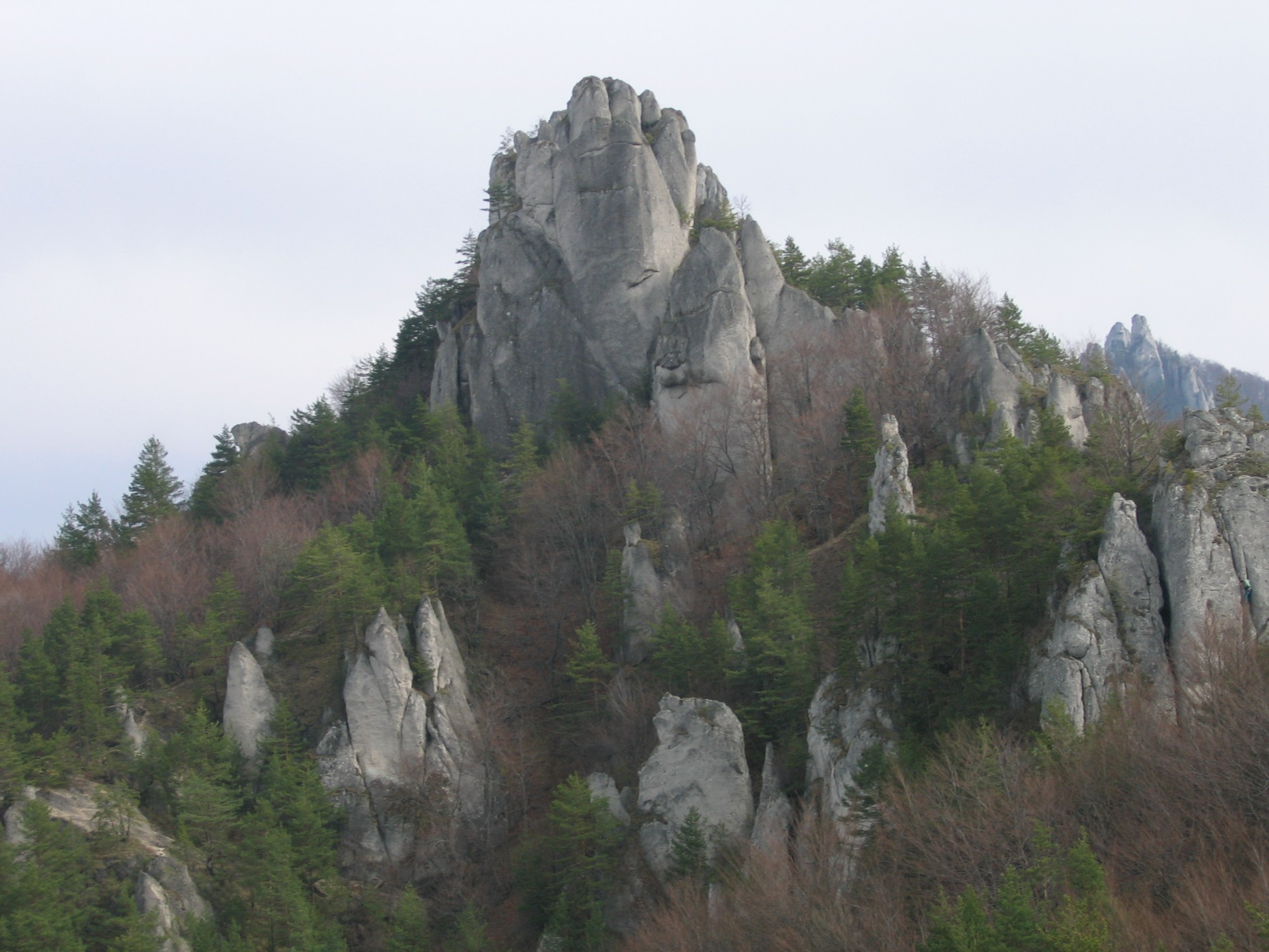 Sulovske skaly, fot. Juloml, CC BY-SA 3.0 via Wikimedia Commons